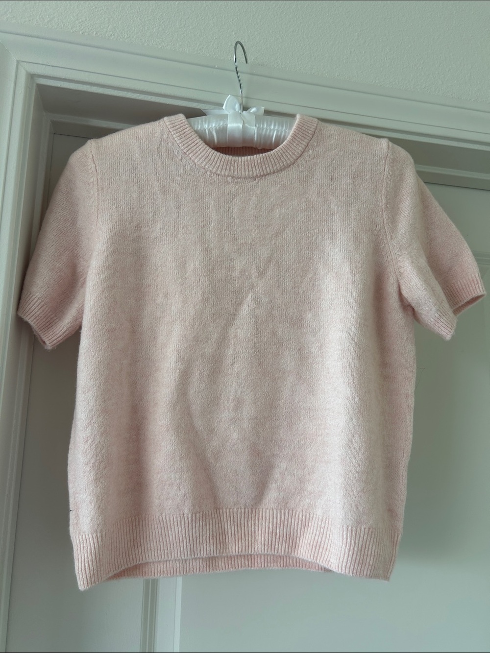 H&M SHORT SLEEVE KNIT SWEATER